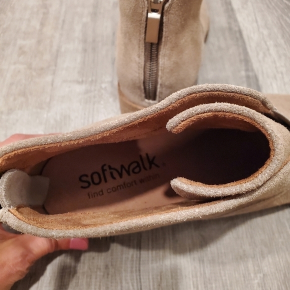 NEW SoftWalk Tilden Ankle Boot Taupe - Picture 6 of 7